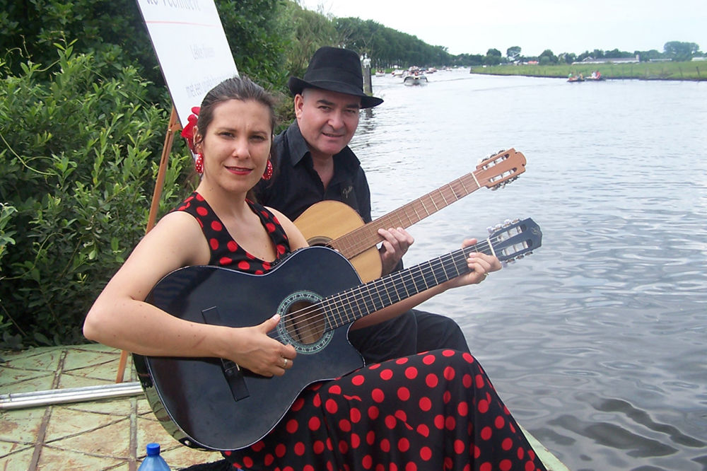 Duo Latino – Spaanse allround muziek en zang – Akoestisch en rondlopend